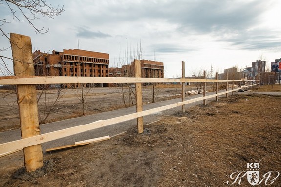 Рядом с МВДЦ "Сибирь" в Красноярске начали строить многоуровневую парковку 2