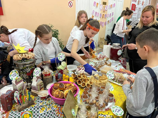 Красноярске школьники собрали почти миллион рублей для лечения детей