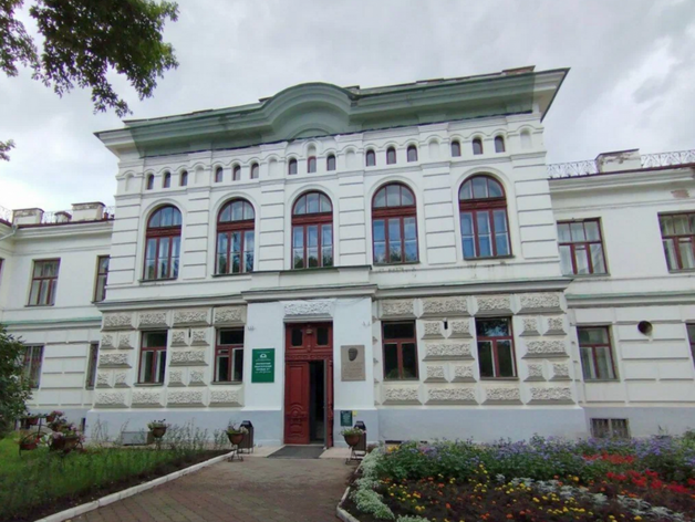 Старейший педколледж Красноярска ищет новую крышу за 90 млн рублей
