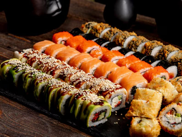 «Ёбидоёби» оспаривает решение ФАС о признании незаконной рекламы доставки суши