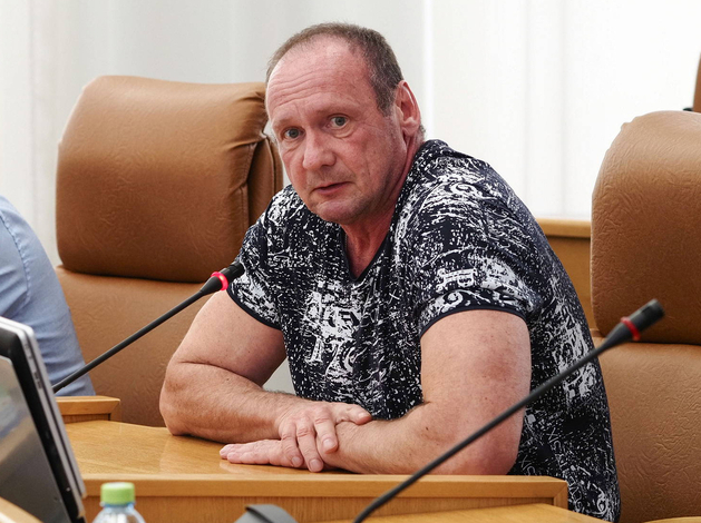 Скандального красноярского депутата Вячеслава Дюкова могут лишить мандата Скандального красноярского депутата Вячеслава Дюкова могут лишить мандата