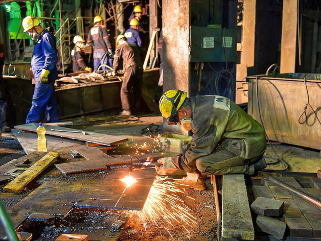 Надеждинскому металлургическому планово обновят первую технологическую линию Надеждинскому металлургическому планово обновят первую технологическую линию