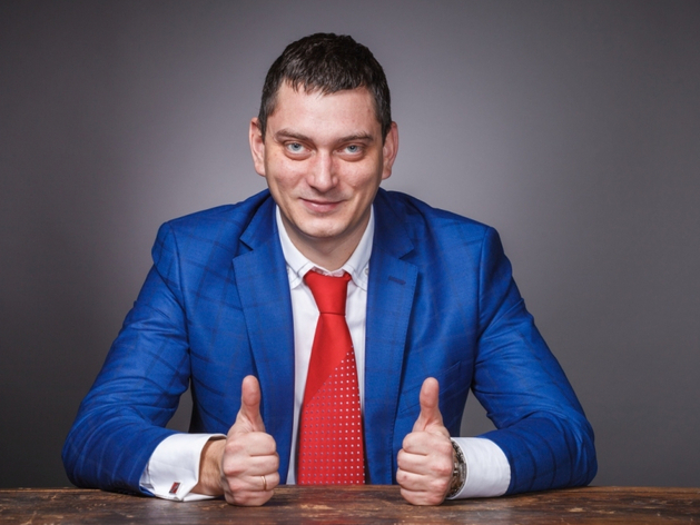 Максим Батырев поделится с красноярскими бизнесменами секретами создания команды
Максим Батырев поделится с красноярскими бизнесменами секретами создания команды