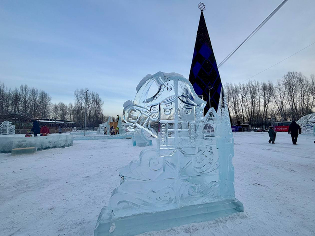 Елку в красноярском Татышев-парке будут охранять за 2 млн рублей