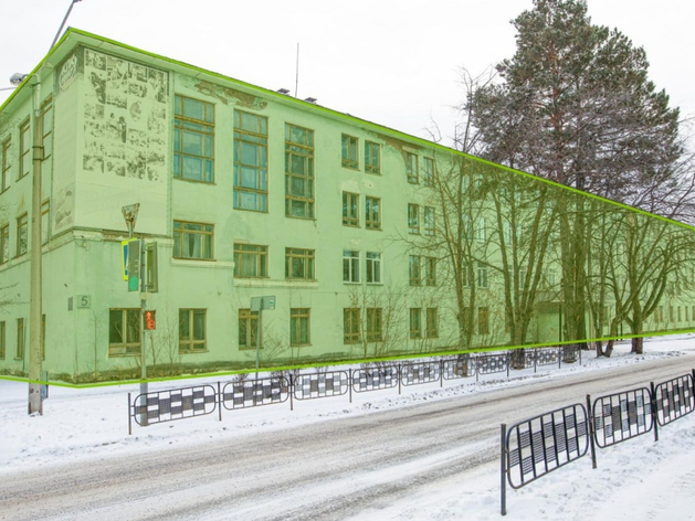 Под Красноярском продают здания бывшего колледжа за 39,4 млн рублей
