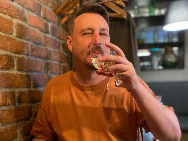 Гастро-гид: красноярский ресторанный критик запустил услугу сопровождения в ресторанах 