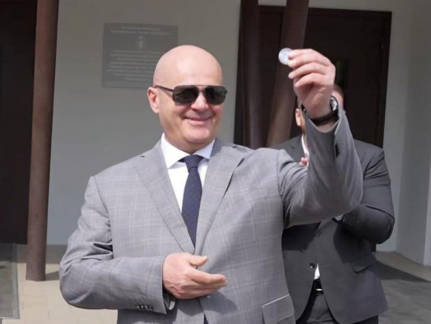 Экс-мэра Красноярска обвиняют в получении самой крупной взятки в 2025 Экс-мэра Красноярска обвиняют в получении самой крупной взятки в 2025