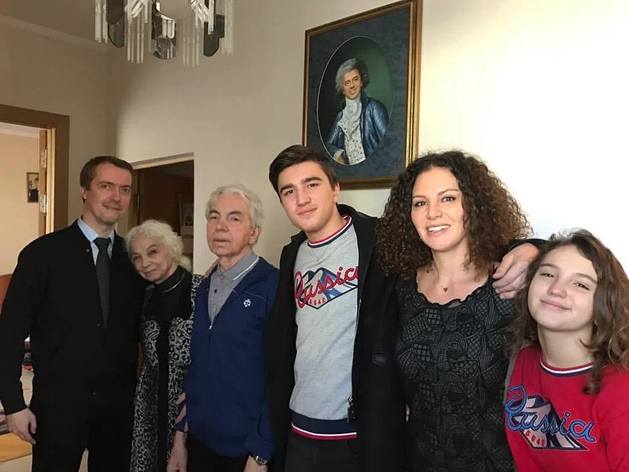 Скончалась мать всемирно известного певца из Красноярска Дмитрия Хворостовского Скончалась мать всемирно известного певца из Красноярска Дмитрия Хворостовского
